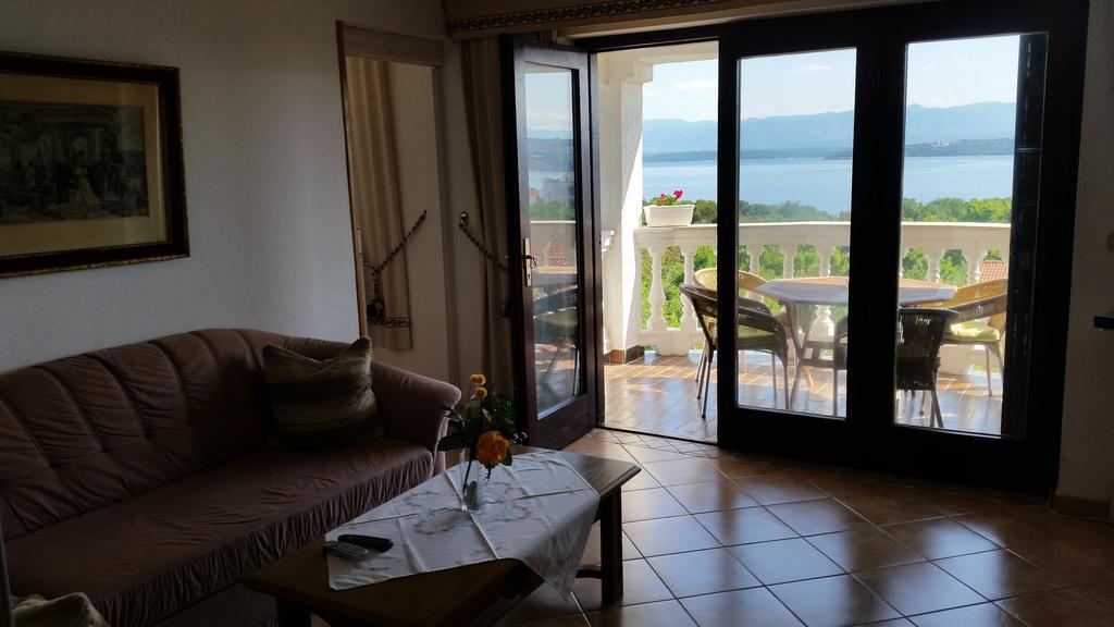 Guest House Villa Marlis Malinska Rum bild