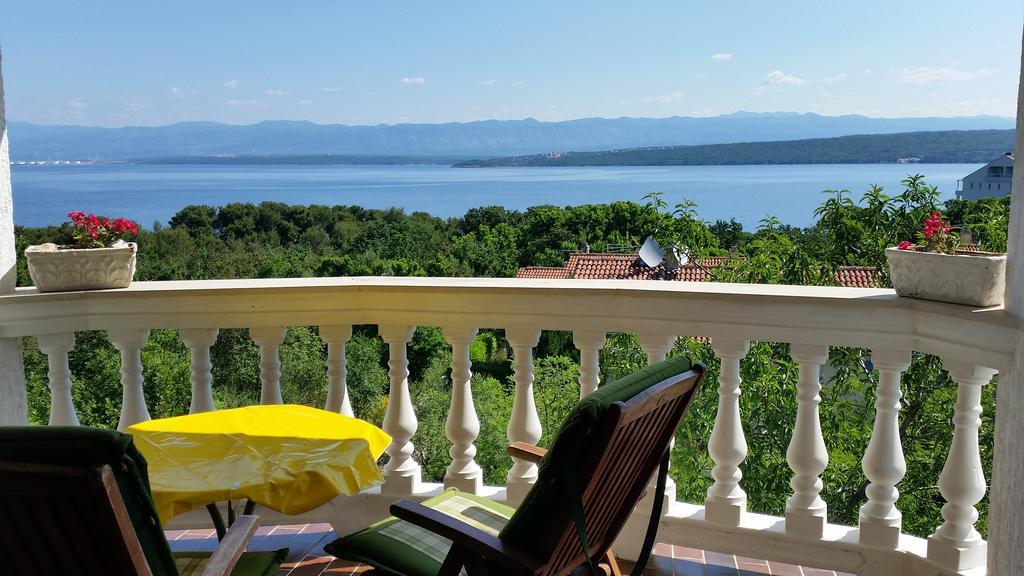 Guest House Villa Marlis Malinska Rum bild